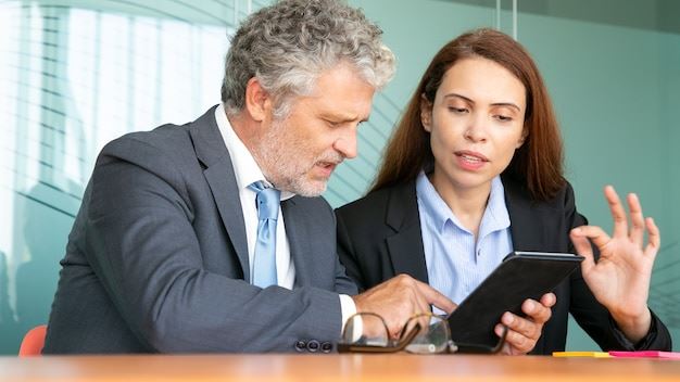 How to Choose a Financial Advisor in the United States: A Comprehensive Guide