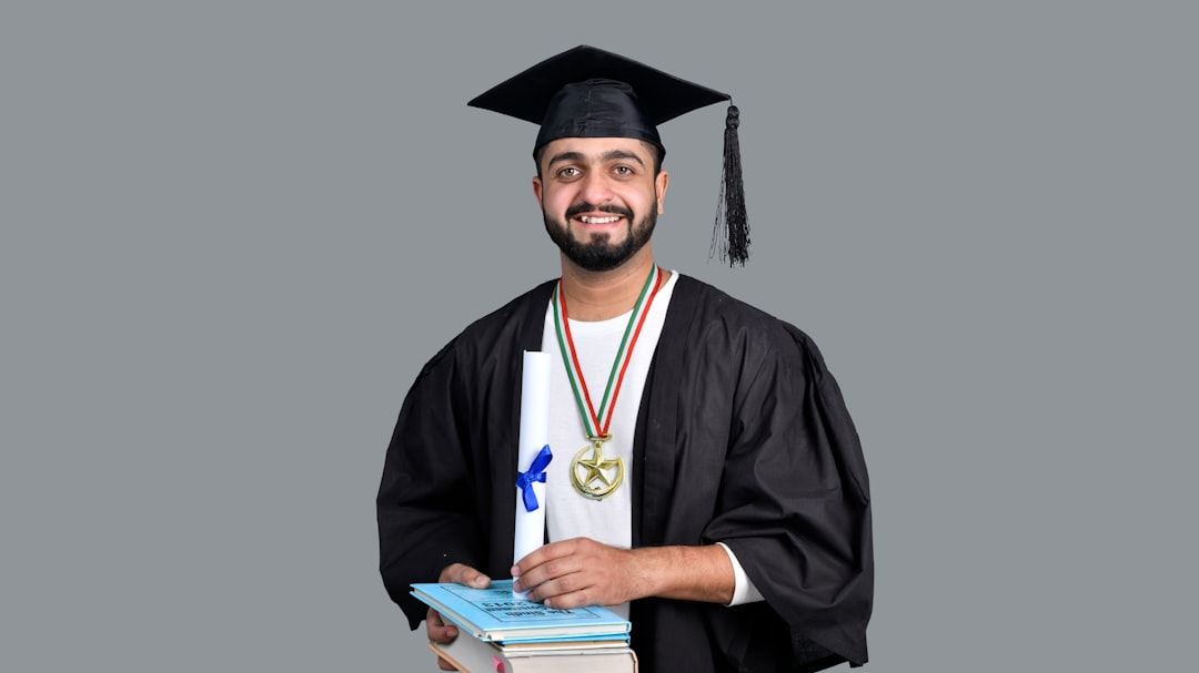 The Comprehensive Guide to Online Course Accreditation in the United States