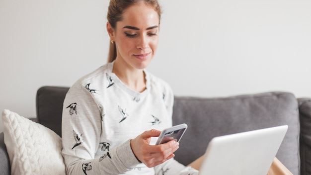 Mastering the Shift: How to Effectively Manage Your Checking Account Online for Secure and Convenient Banking