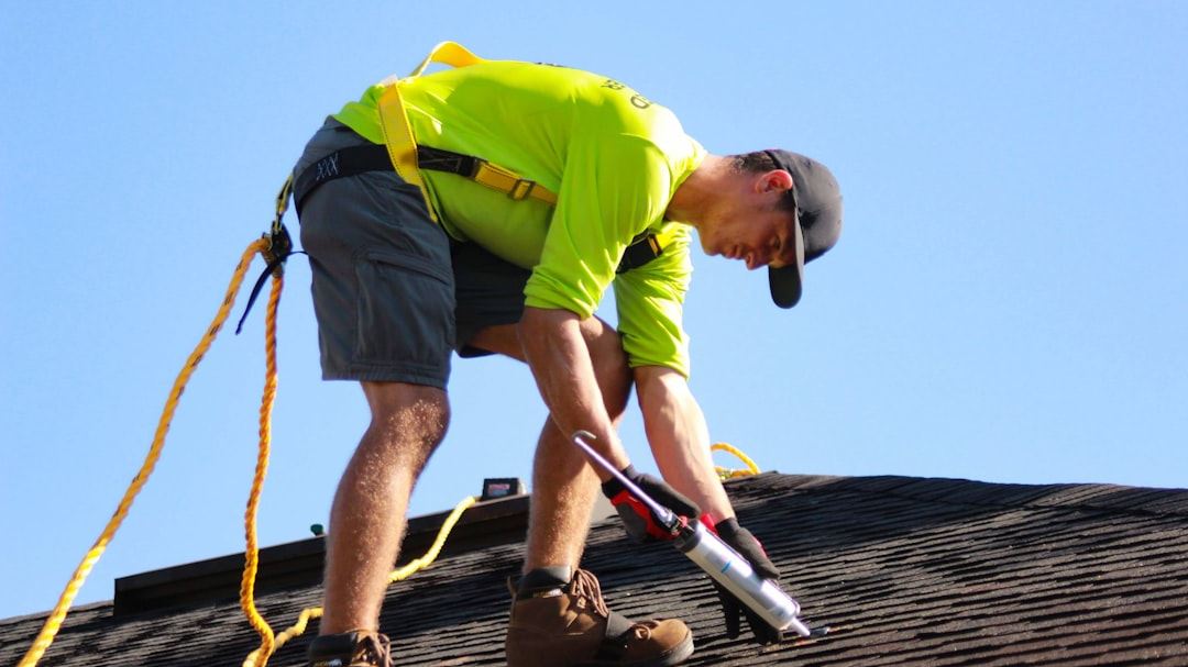 Comprehensive Guide to Affordable Roof Maintenance in the United States