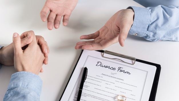 How an Injury Compensation Lawyer Can Maximize Your Personal Injury Settlement