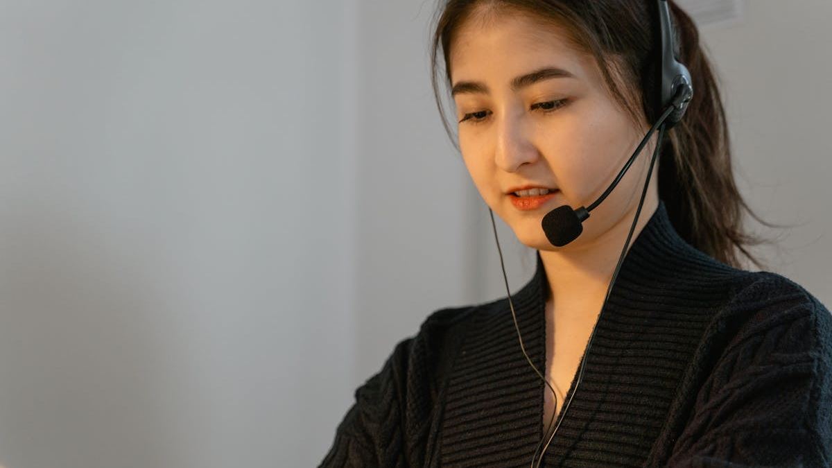 The Ultimate Guide to the Best Call Center CRM Software in 2024
