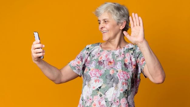 Empowering Seniors with the Jitterbug Flip Phone: A Comprehensive Guide
