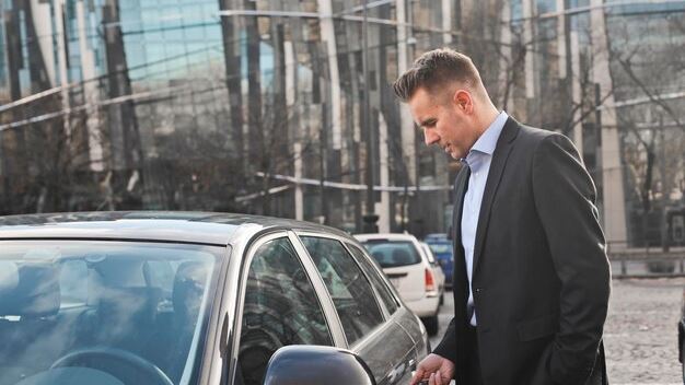 Comprehensive Guide to Choosing the Right Auto Injury Attorney in the United States