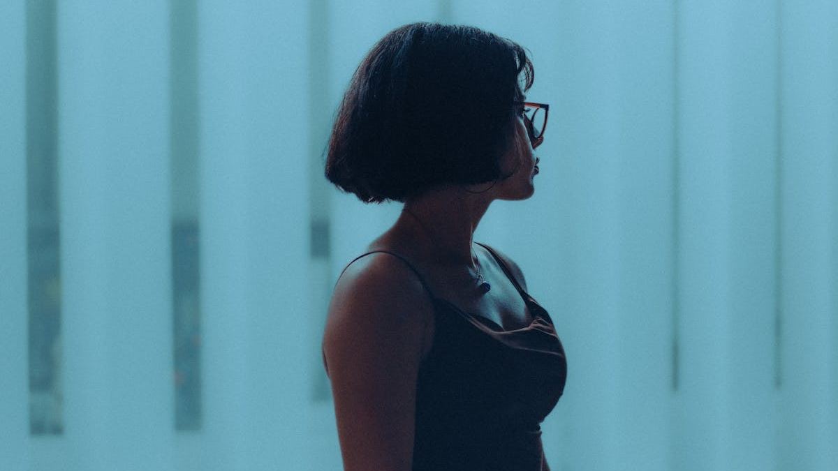 The Ultimate Guide to Short Haircuts Women Love in 2024