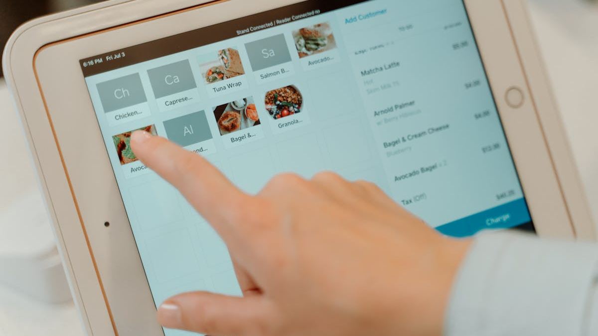 Revolutionizing Small Restaurants with the Perfect POS System