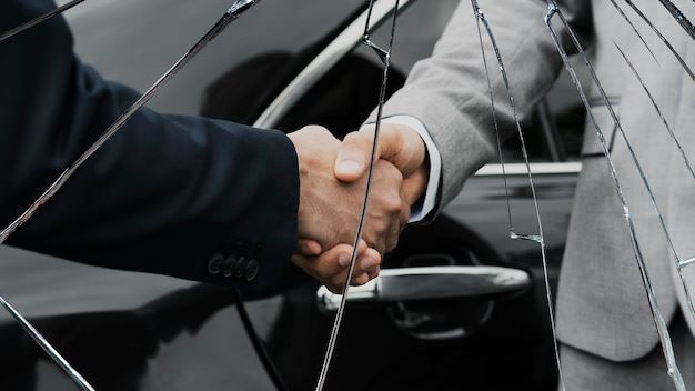 Navigating the Complex World of Accident Law: How an Accident Lawyer Can Protect Your Rights
