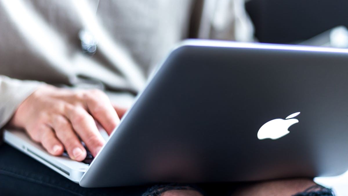 Unlocking Opportunities: Pursuing a Bachelor Degree in Business Online in the United States