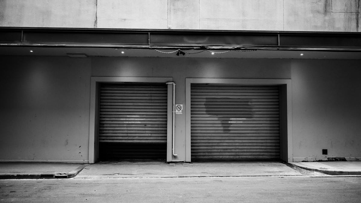 Comprehensive Guide to Garage Door Replacement Close: Ensuring a Smooth Transition