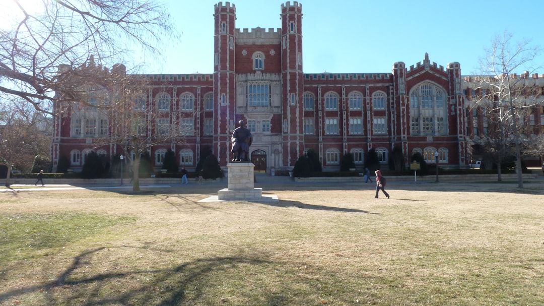 The Ultimate Guide to Finding the Best College Online in the United States