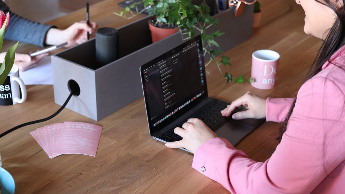 Empowering Social Workers with Therapy Software: Enhancing Client Care and Streamlining Workflows