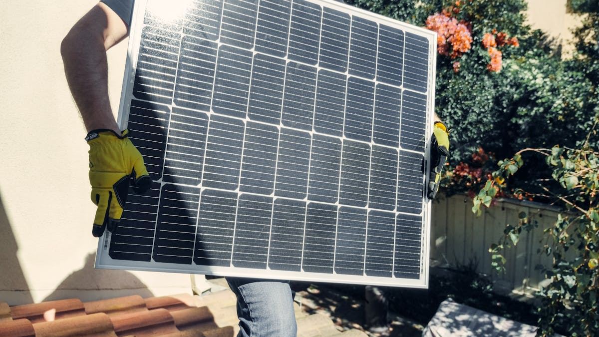 Harnessing the Sun: A Comprehensive Guide to Solar Panels for U.S. Homeowners