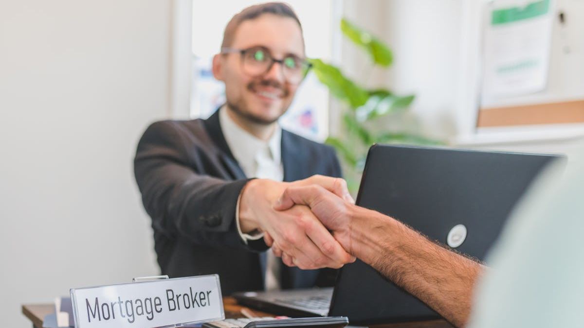Empowering Small Businesses: The Essential Role of a Small Business Loan Officer in the United States