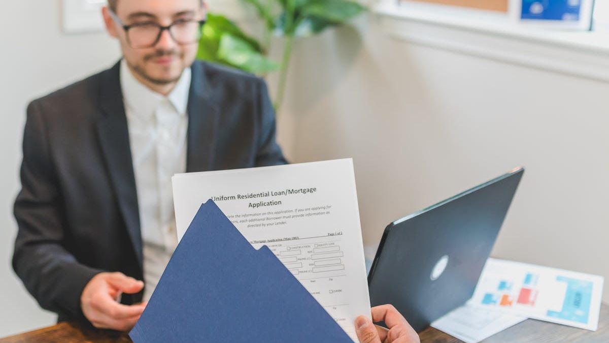Finding the Best Financial Consultant Near Me: A Comprehensive Guide to Securing Your Financial Future