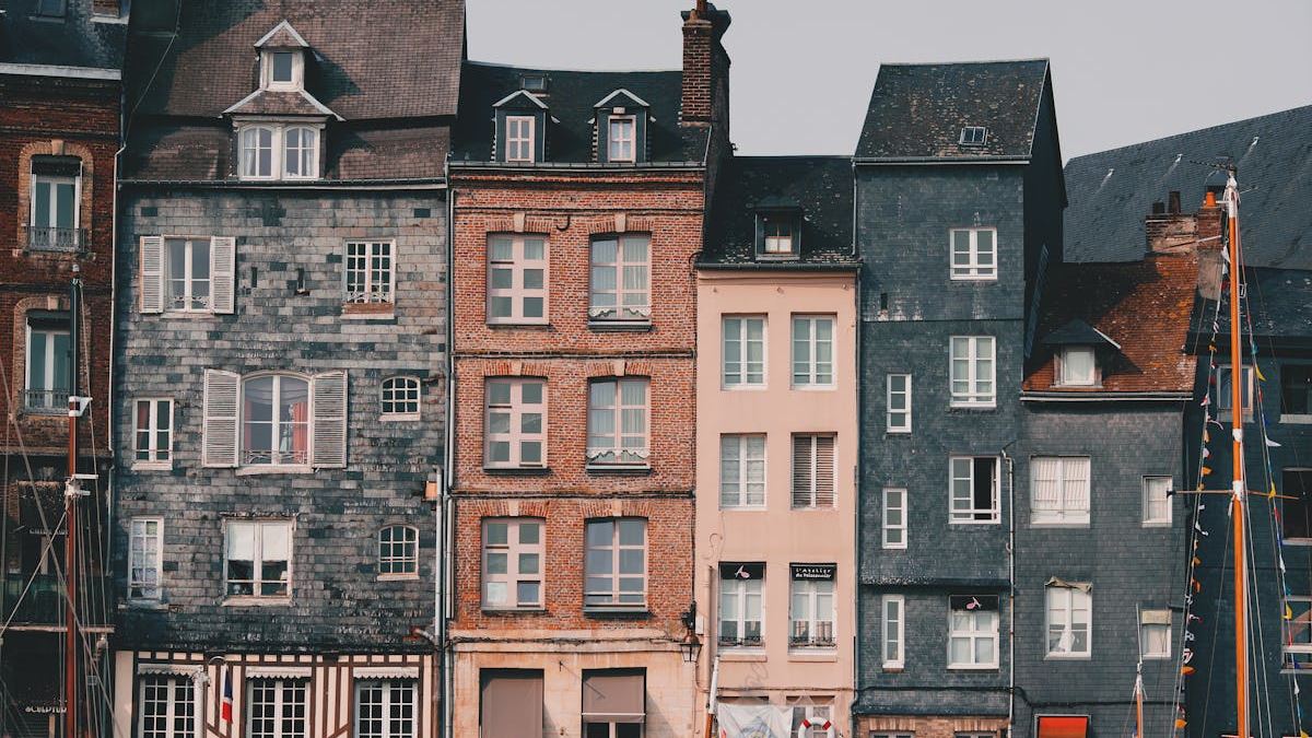 The Ultimate Guide to Financing Old Homes in the United States