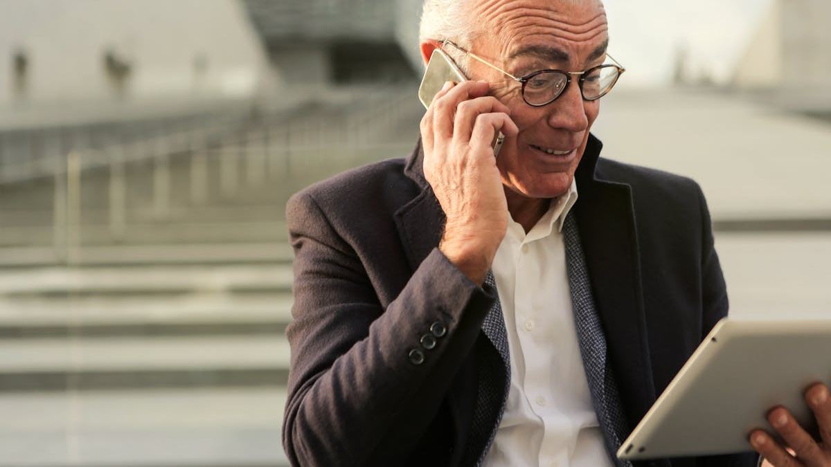 Unlocking the Best Cell Phone Deals for Seniors: A Comprehensive Guide in 2024