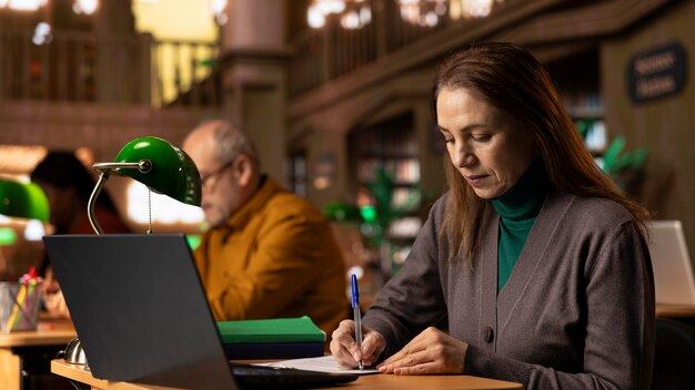 Unlocking Global Opportunities with a Masters in International Business Online