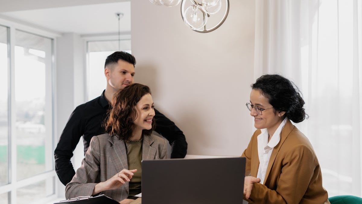 Understanding the Role of a Registered Investment Advisor in the United States