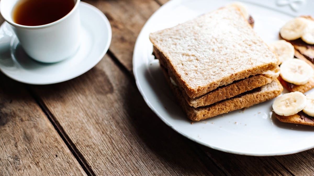 The Ultimate Guide to Perfect Banana Bread: Tips, Tricks, and Delicious Variations