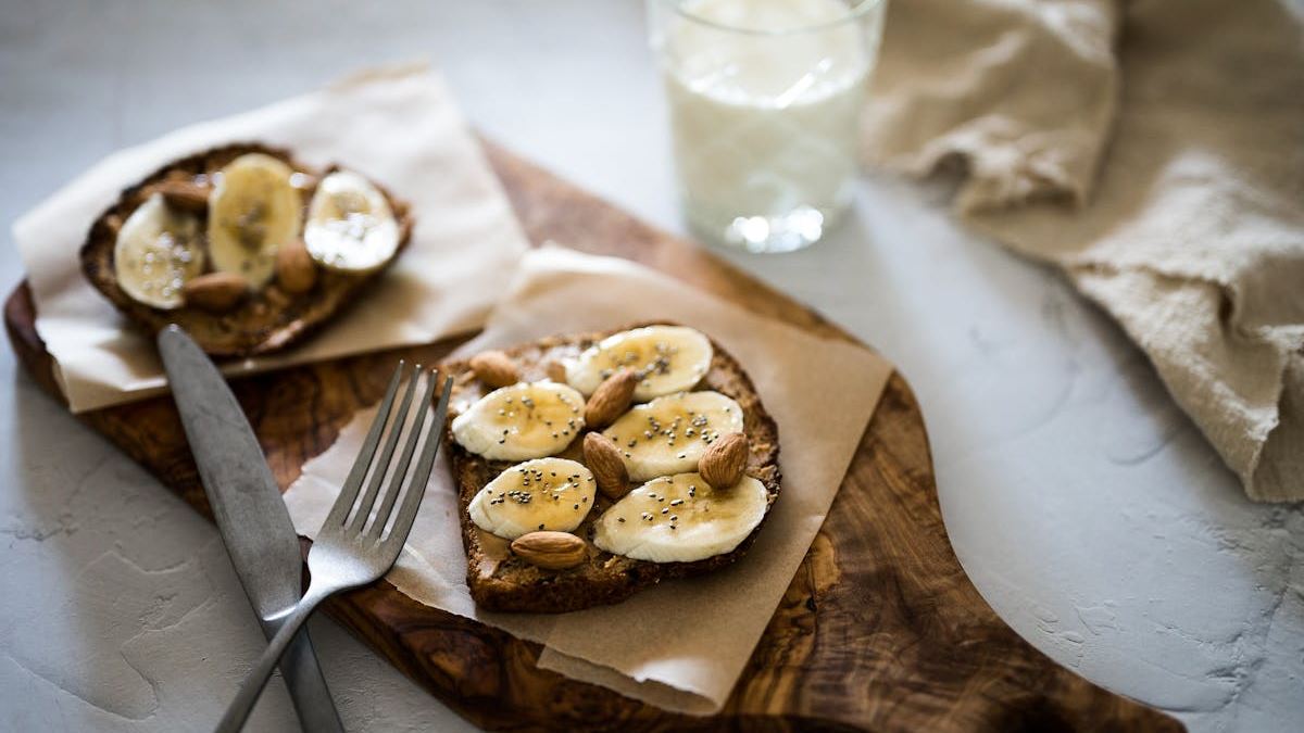 Ultimate Guide to an Easy Banana Bread Recipe for Beginners & Experts Alike