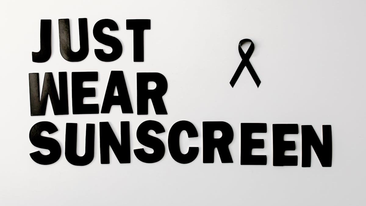 Recognizing Melanoma Symptoms: A Comprehensive Guide to Early Detection