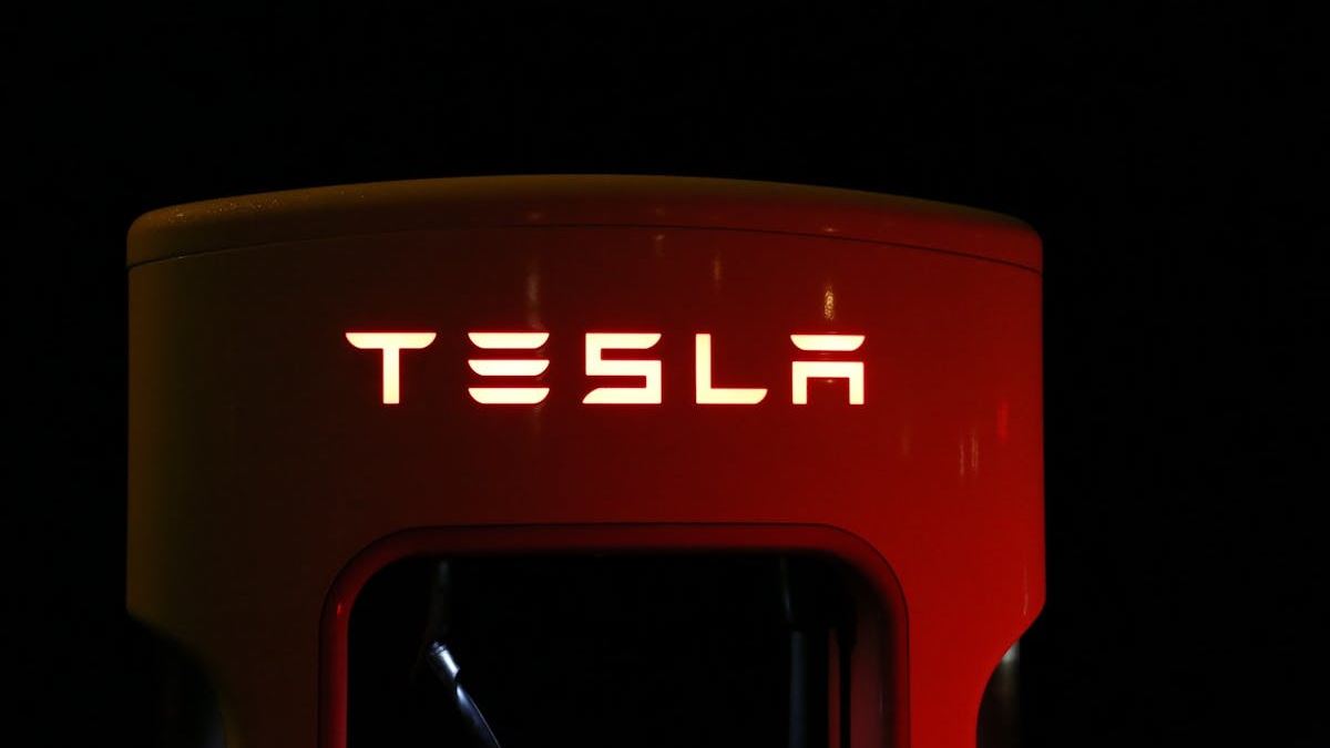 Exploring the Future of Mobility: An In-Depth Review of Tesla Model NN3