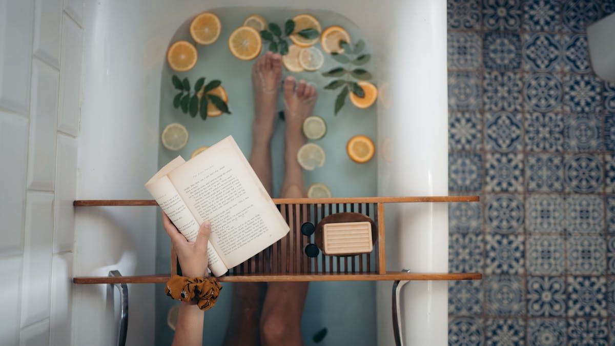 A Comprehensive Guide to Choosing ADA Compliant Tubs for Inclusive Bathroom Design