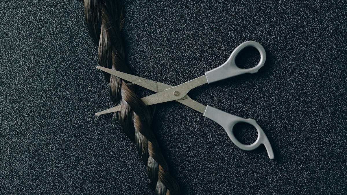 Ultimate Guide to the Best Haircuts for Thin Hair Over NN70: Achieve Volume and Style