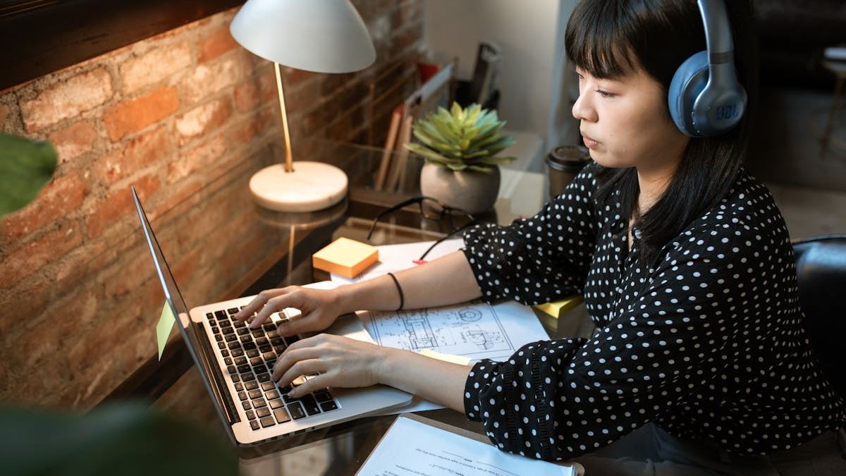Unlocking the Power of Online Programmatic Advertising: A Comprehensive Guide for Marketers