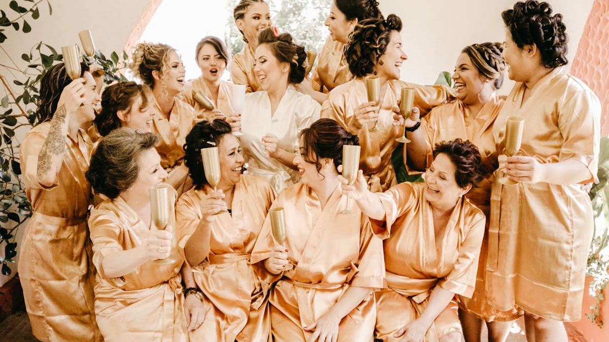 Timeless Elegance: Top Hairstyles for Women Over 60 in the United States