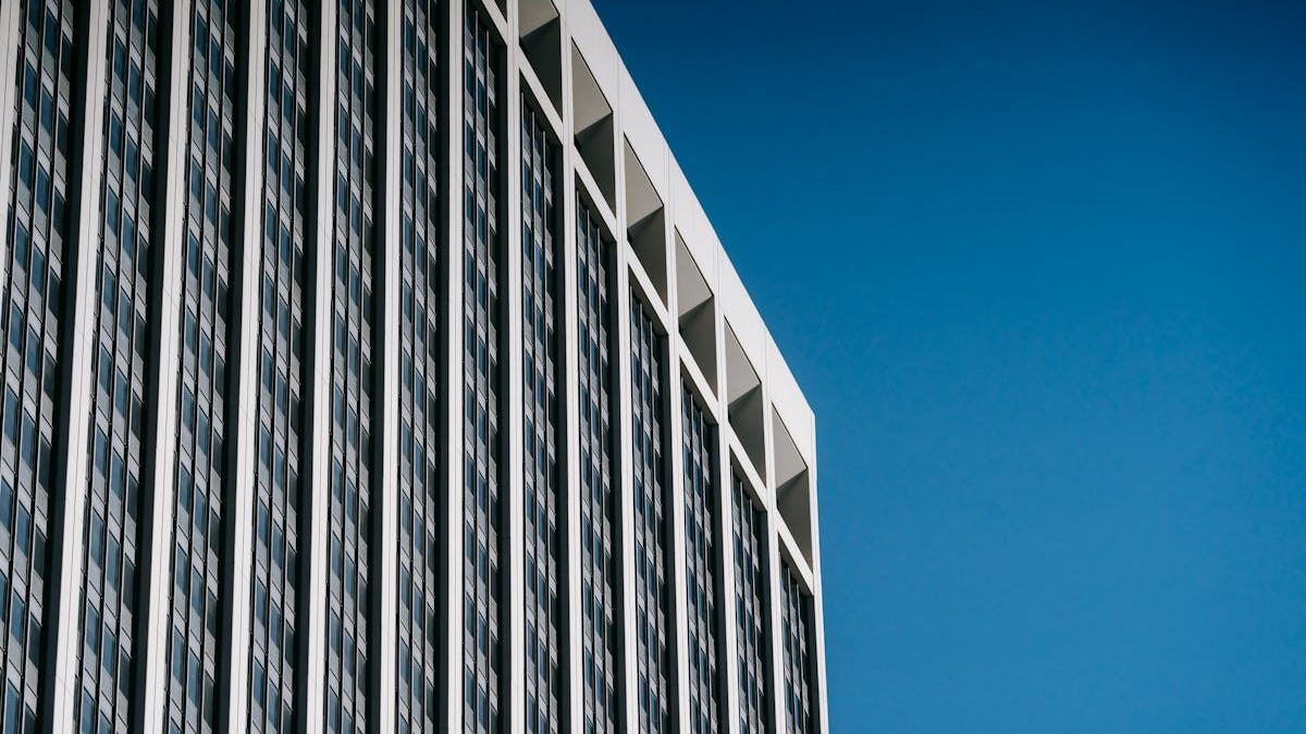 Maximizing Returns with NN8 High Yield CDS Seniors: A Comprehensive Guide for US Investors