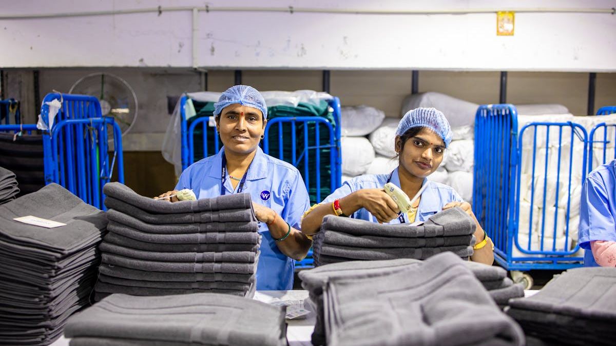 Unraveling the Threads: Inside the World of Innovative Clothing Manufacturers