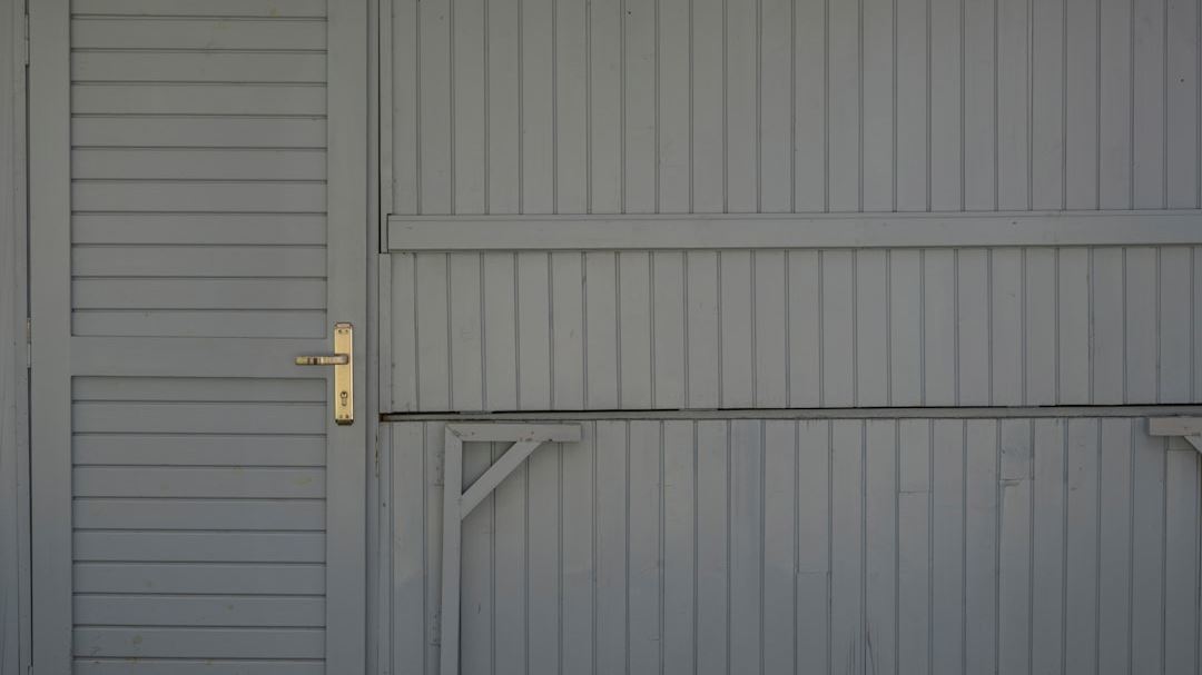 Comprehensive Guide to Garage Door Repairs Pricing in the United States