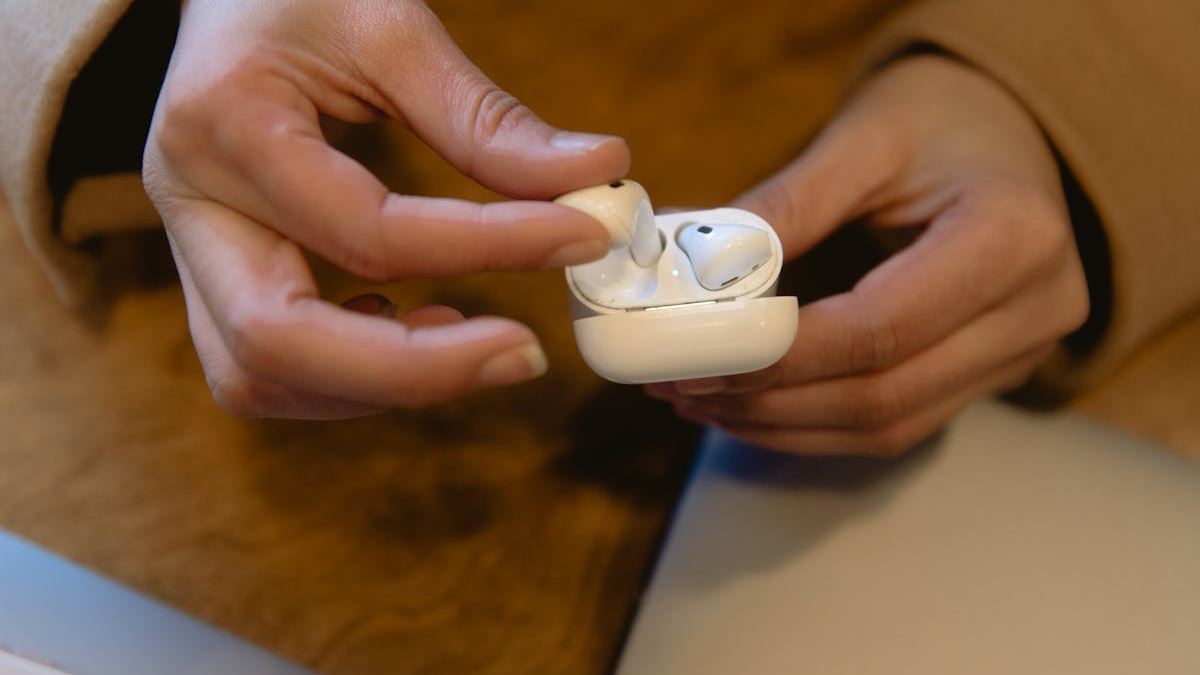 Maximizing Your Savings: A Comprehensive Guide to Wireless Earbuds Sale in the United States