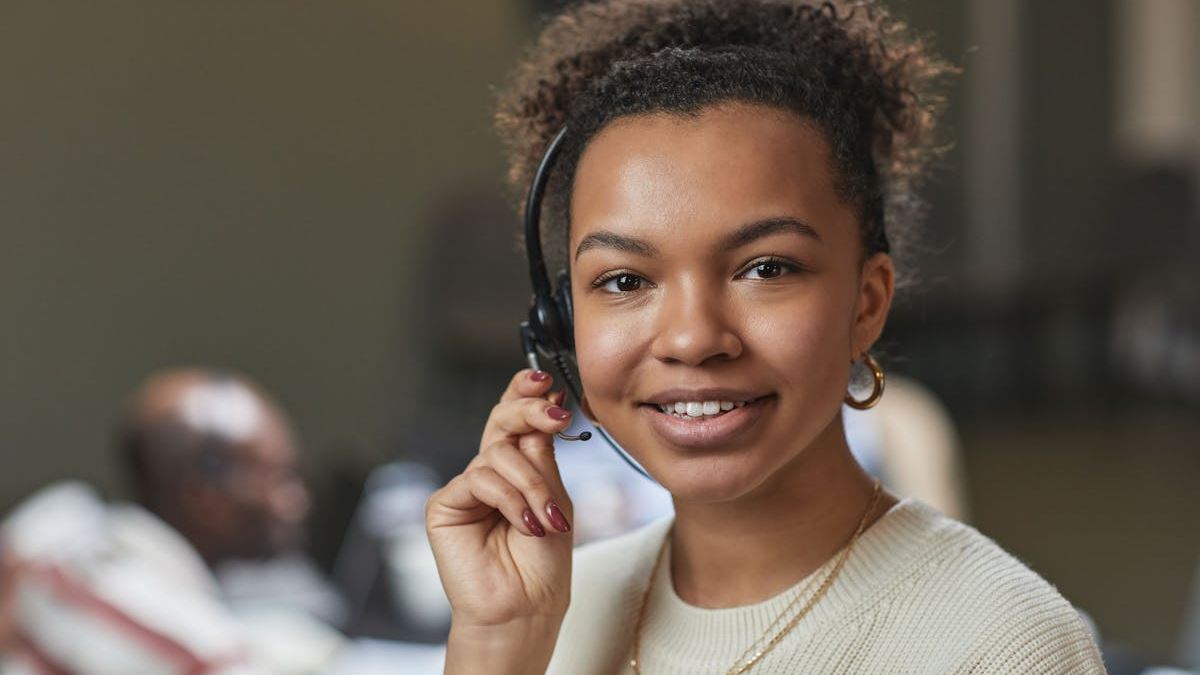 Revolutionizing Customer Support with Advanced Call Center Solutions: A Comprehensive Guide for US Businesses