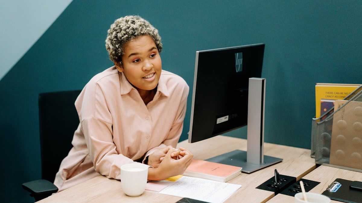 The Ultimate Guide to the Best HRIS Systems for Midsize Companies in the United States