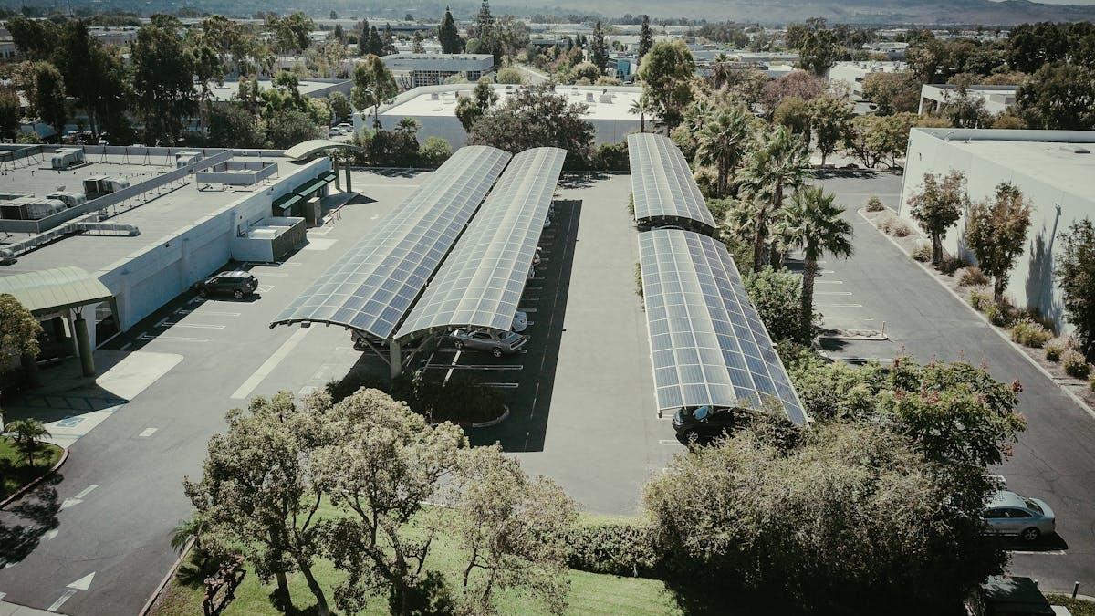 Harnessing Power Resilience: The Comprehensive Guide to Residential Solar Battery Backup Systems in the United States