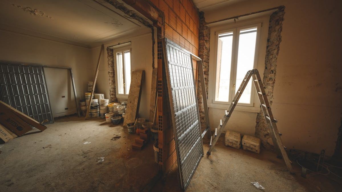 Comprehensive Guide to Finding Reliable Leaking Ceiling Repair Near Me in the United States