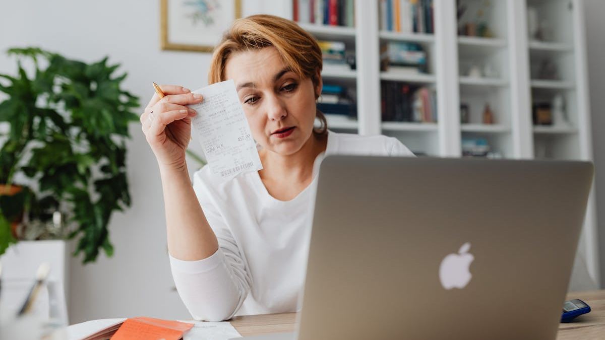 Comprehensive Guide to Debt Consolidation Education: Strategies for Managing and Eliminating Debt