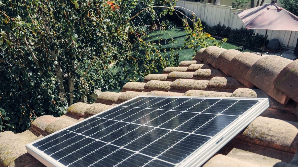 Harnessing the Sun: An In-Depth Guide to Solar Energy Adoption in the United States