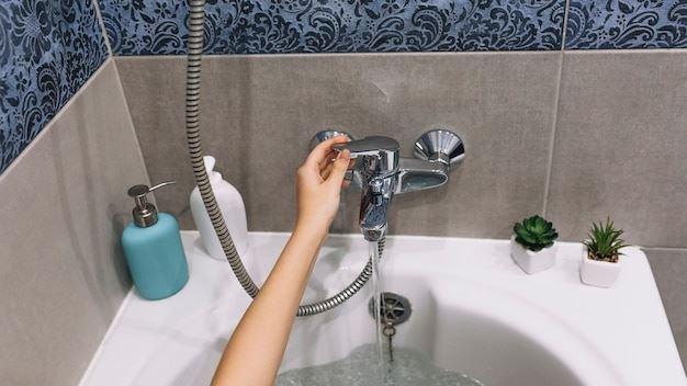 The Ultimate Guide to Bathtub Installation: Transforming Your Bathroom with Confidence