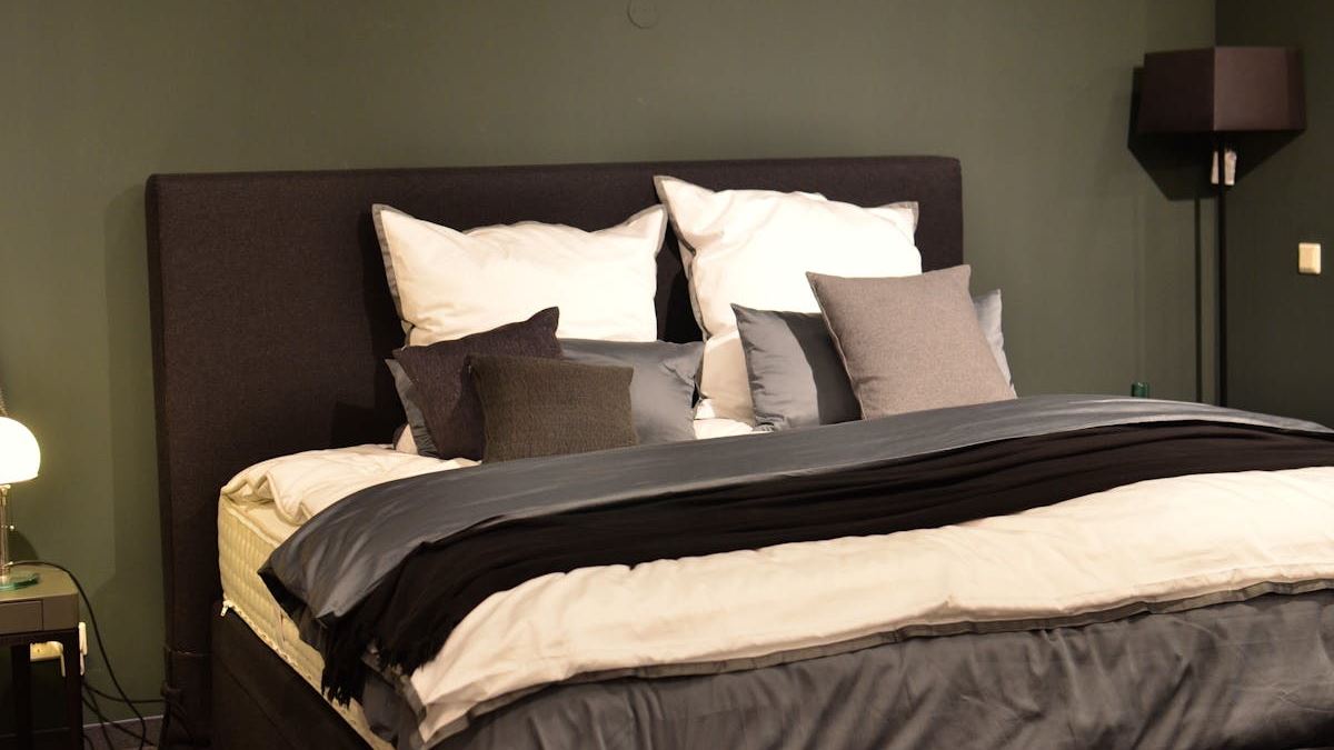 Unlocking Comfort and Customization: A Comprehensive Guide to Sleep Number and Tempur-Pedic Mattresses in the United States