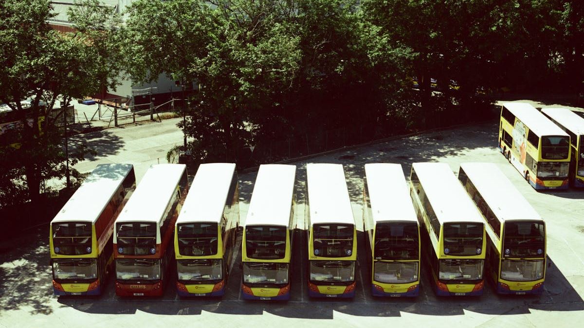Maximizing Fleet Efficiency with GPS Fleet Tracking: A Comprehensive Guide for U.S. Businesses