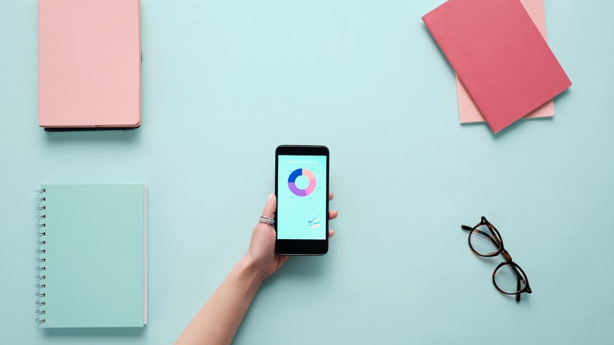 Mastering the Art of Online Ad Buying: Strategies for Modern Marketers in the United States