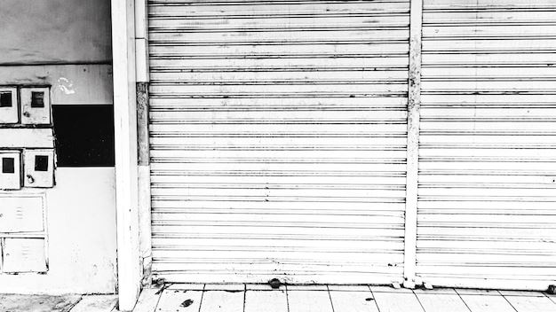 Comprehensive Guide to Close Home Garage Doors Repairing: Ensuring Safety and Functionality