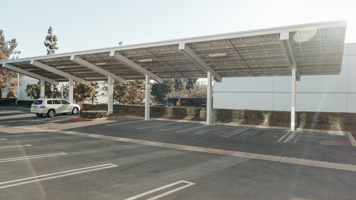 The Complete Guide to Solar Power Installation in the United States: From Planning to Execution
