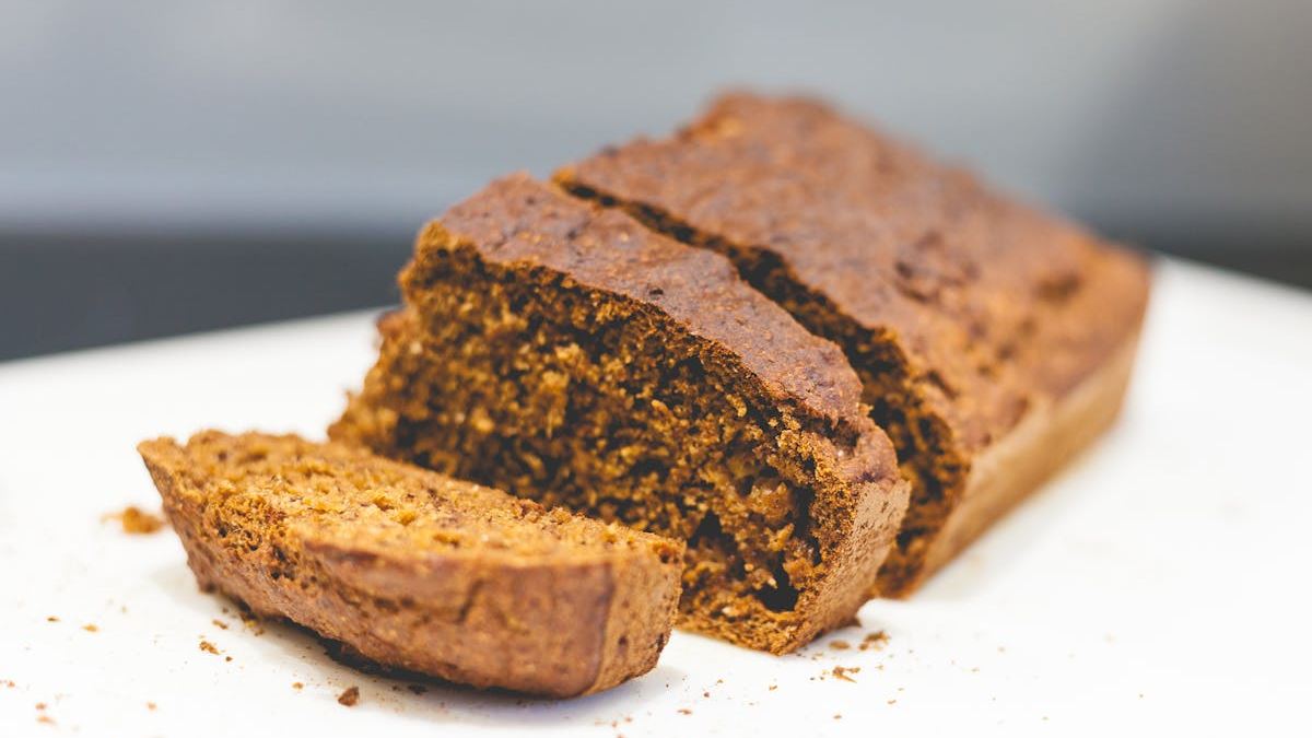 The Ultimate Guide to Baking Perfect Banana Bread: A Comprehensive Banana Bread Recipe