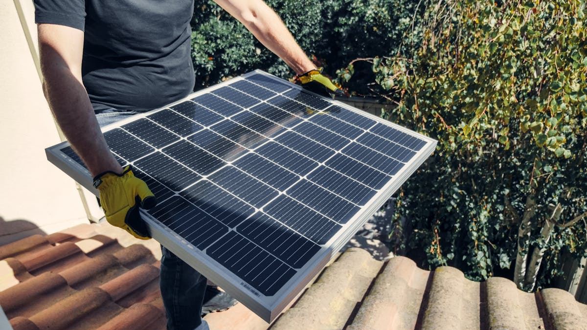 Harnessing the Sun: An In-Depth Guide to Solar Systems Panels for American Homes